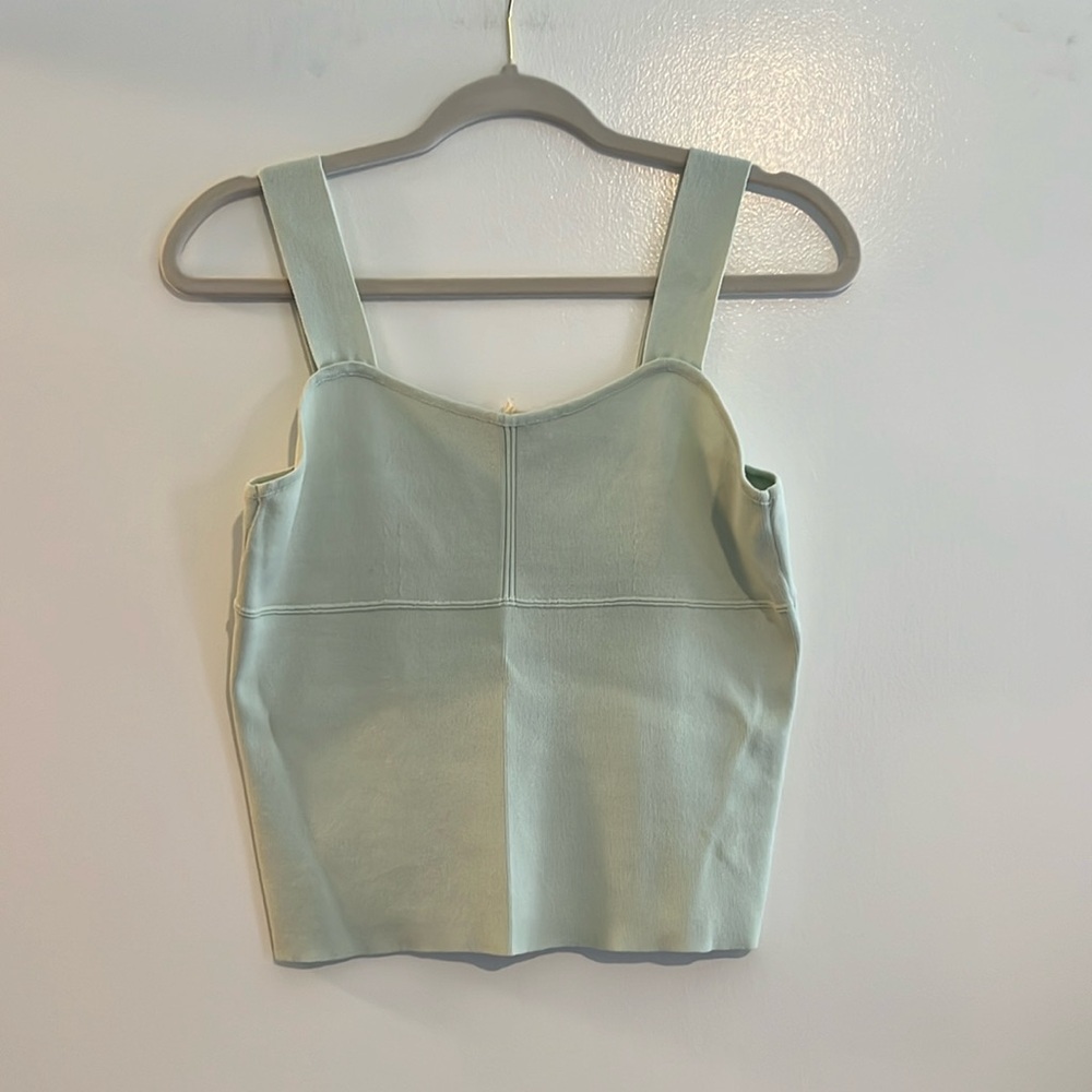 Hem and Thread tank top size large